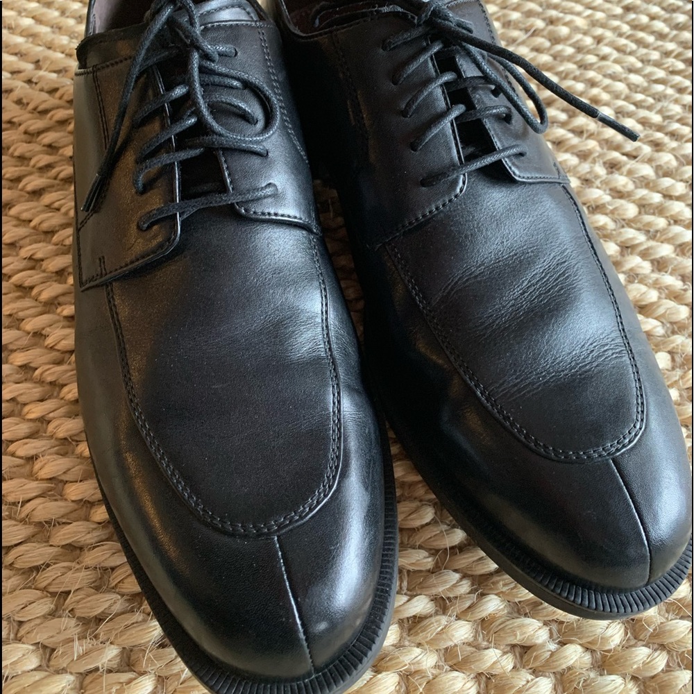 Cole Haan black leather shoes